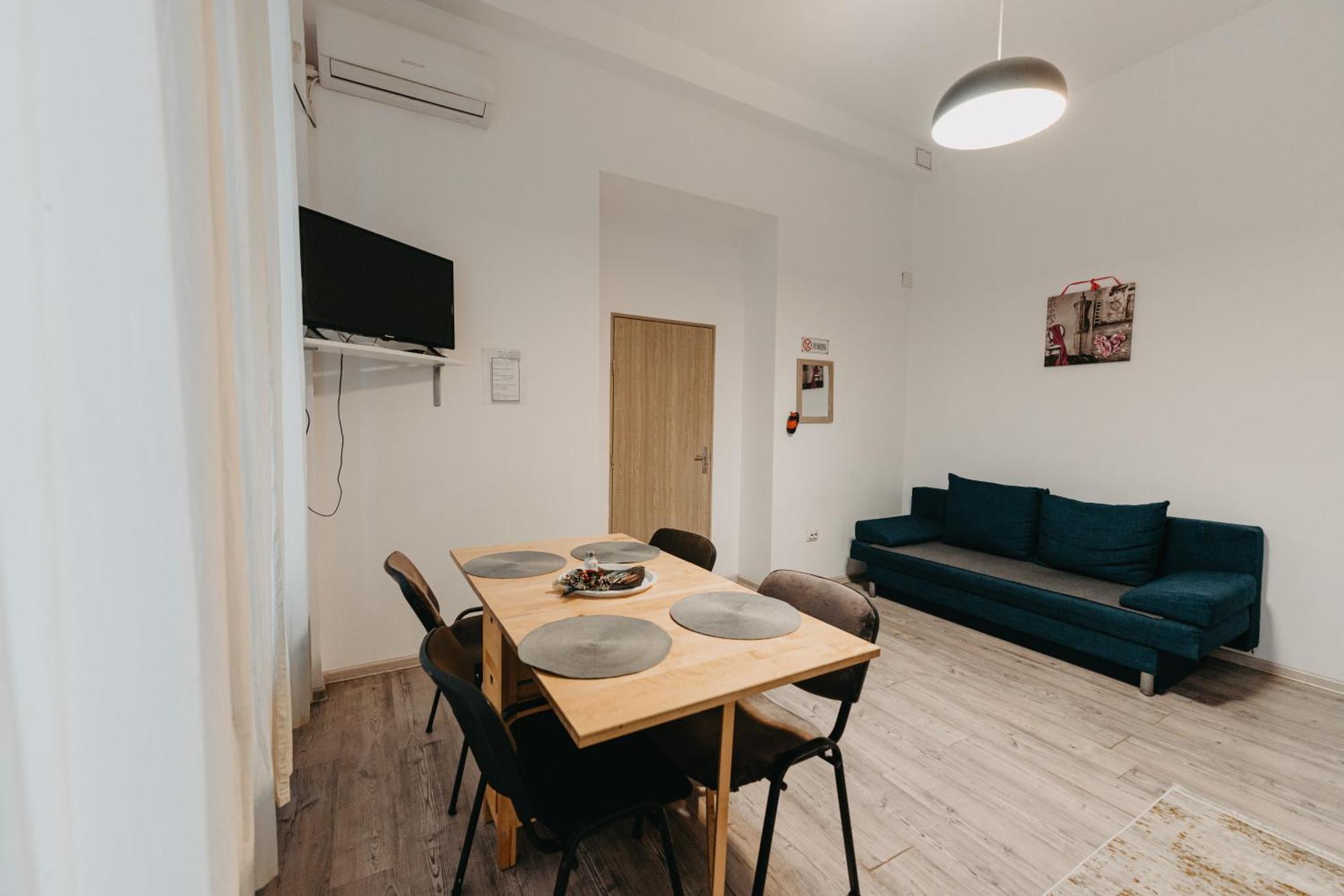 Studio Piata Amzei Nr.1 Apartman Bukarest Kültér fotó