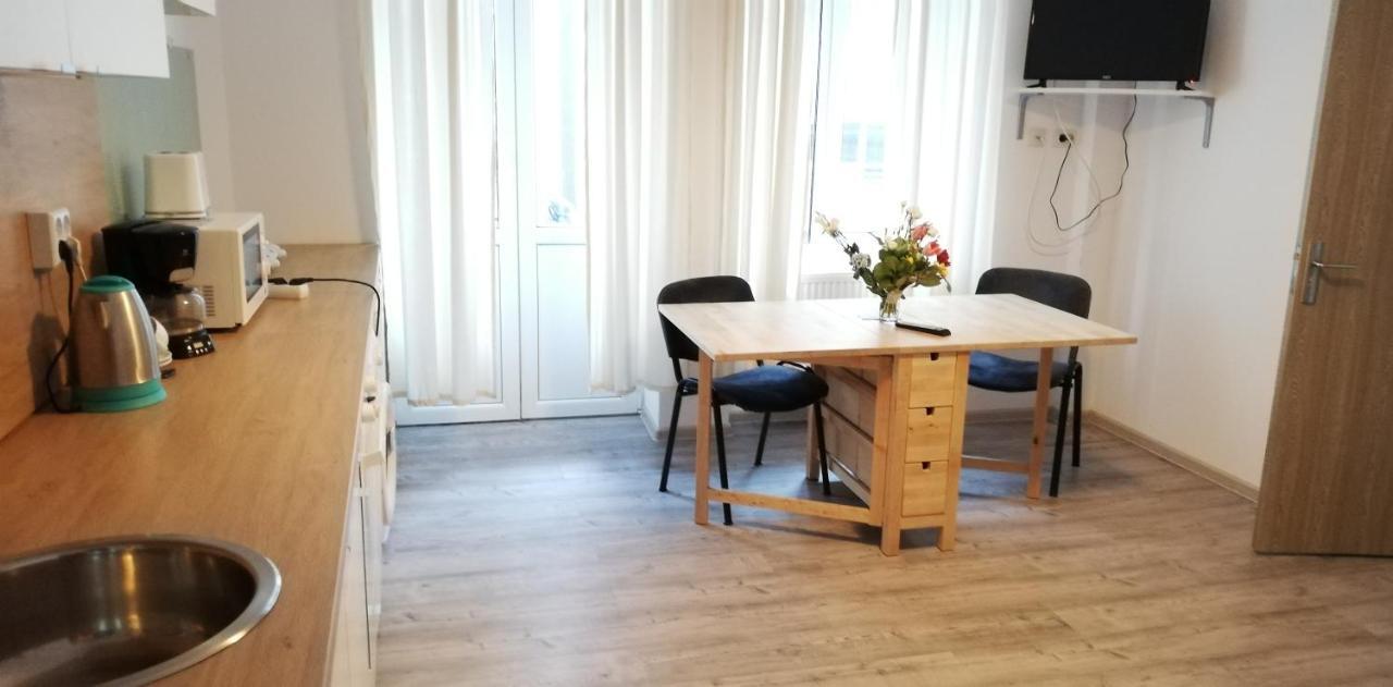 Studio Piata Amzei Nr.1 Apartman Bukarest Kültér fotó